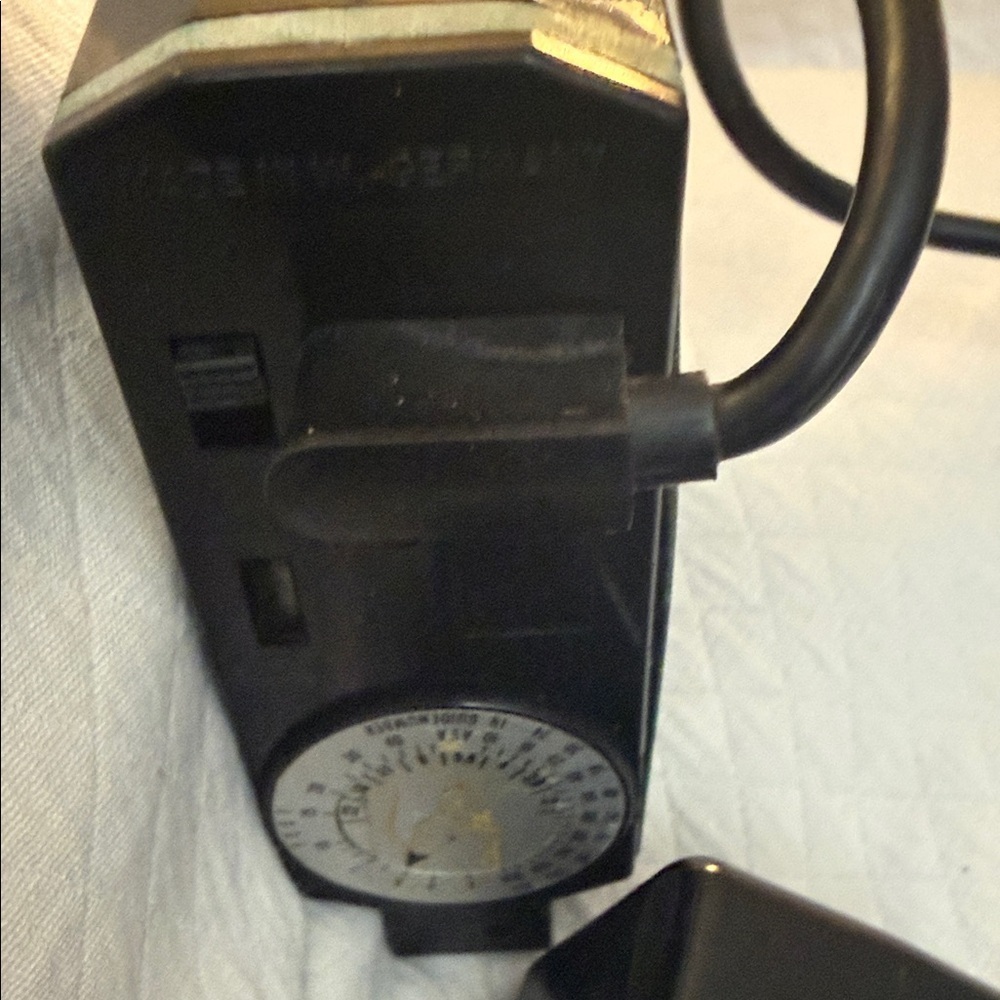 Metz Camera Flash with Cable. untested - Picture 5 of 7